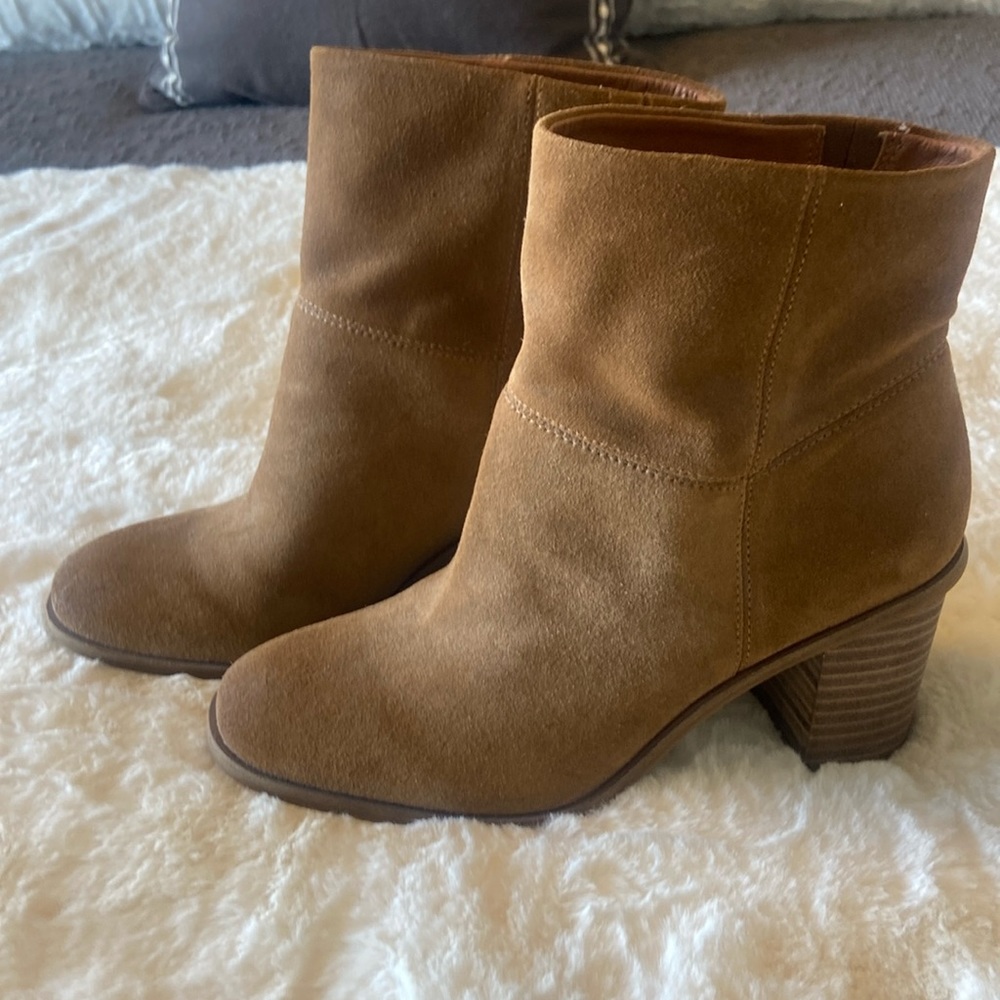 Lucky Brand Womens Boots
